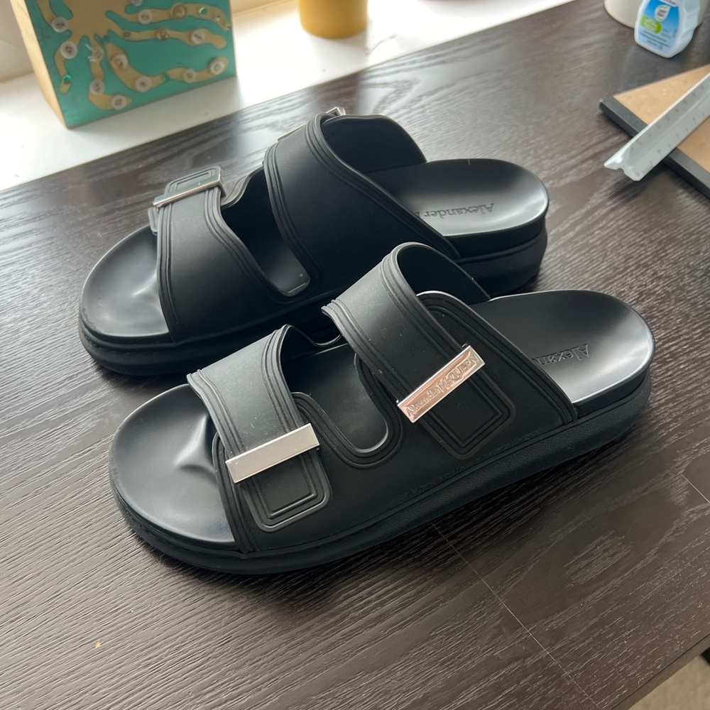 Alexander McQueen Slide Sandals - Picture 4 of 9